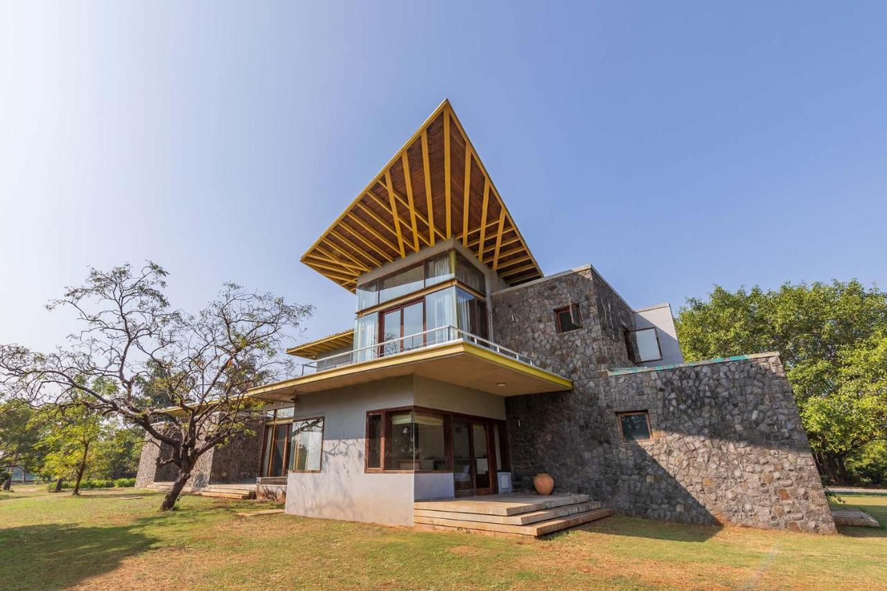 Jay House By Stayvista - Leisure Oasis With Pool, Snooker, Table Tennis & Foosball Fun Alībāg Exterior foto